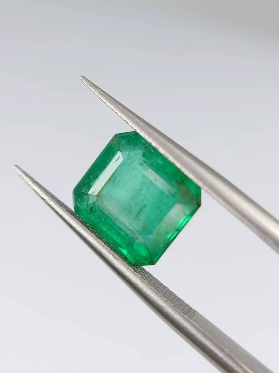 3.35ct Natural Octagon Faceted Panjshir Emerald from Afghanistan — view 1